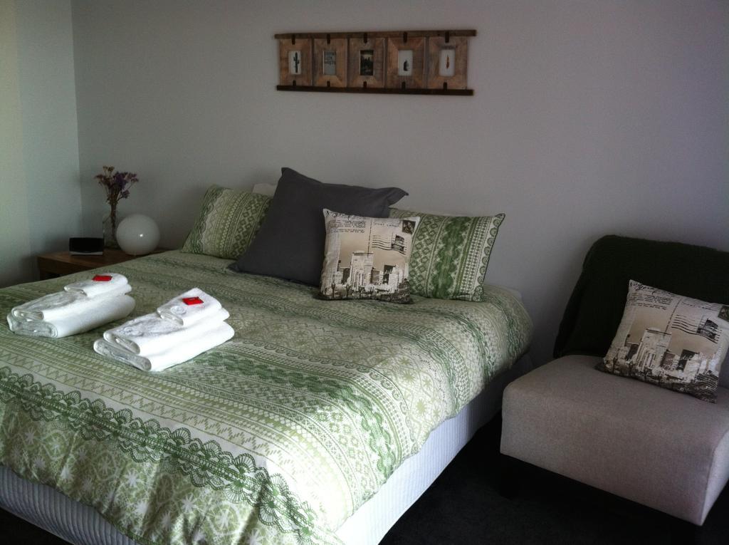 Corinella On The Esplanade Bed&Breakfast Exterior foto