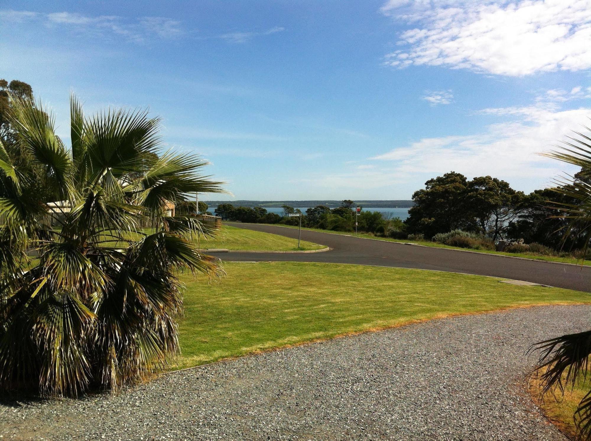 Corinella On The Esplanade Bed&Breakfast Exterior foto